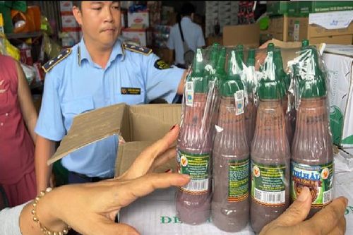 Đồng Tháp: Phát hiện hơn 3.000 sản phẩm mắm tôm, mắm ruốc giả mạo nhãn hiệu