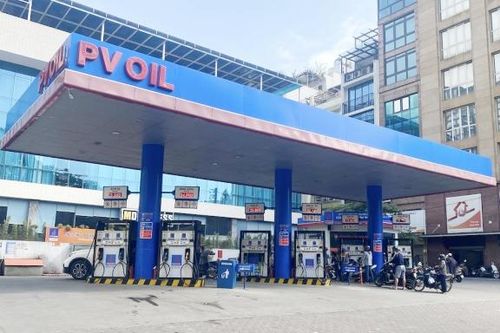Không còn cảnh mòn mỏi xếp hàng dài chờ mua xăng dầu ở Hà Nội