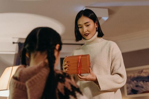 Giải quyết lo âu quà cáp mùa lễ hội