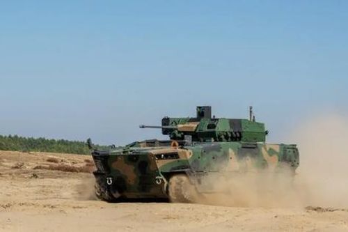 Ba Lan đưa xe chiến đấu bộ binh Borsuk vào thử nghiệm