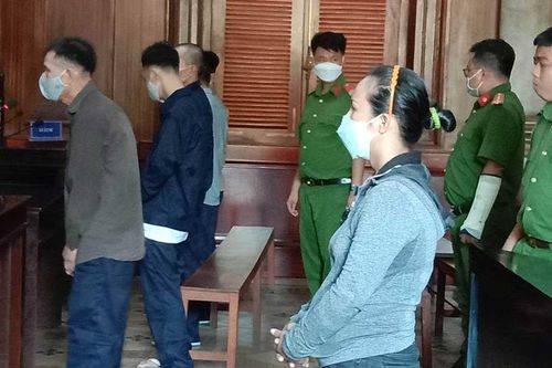 Phạt tù băng nhóm dàn cảnh va chạm giao thông để trộm tài sản