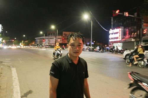 Bỏ dở bữa cơm nhảy xuống sông cứu người tự vẫn