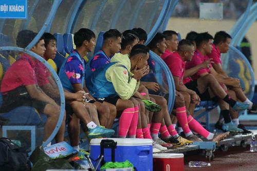 Khi CLB Sài Gòn đối diện nỗi lo lớn hơn rớt hạng
