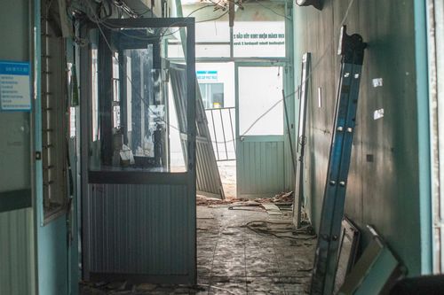 Cận cảnh loạt bệnh viện ở TP Thủ Đức xuống cấp, dân mệt mỏi đi khám bệnh