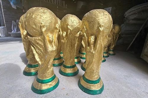 Những chiếc cúp vàng World Cup 2022 'Made in Bát Tràng'
