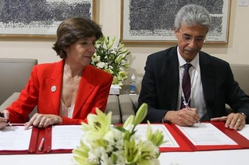 Pháp 'rót' 200 triệu Euro cho Tunisia thực hiện chương trình cải cách