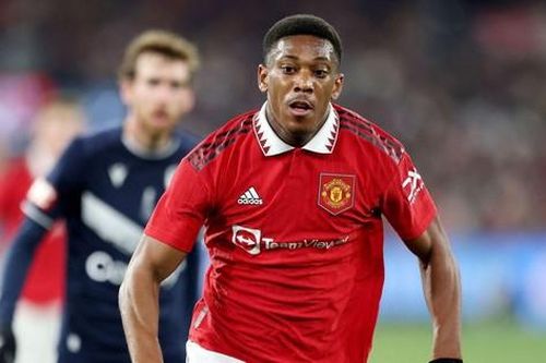 HLV tuyển Pháp chọn tiền đạo MU Martial để thay thế Benzema?