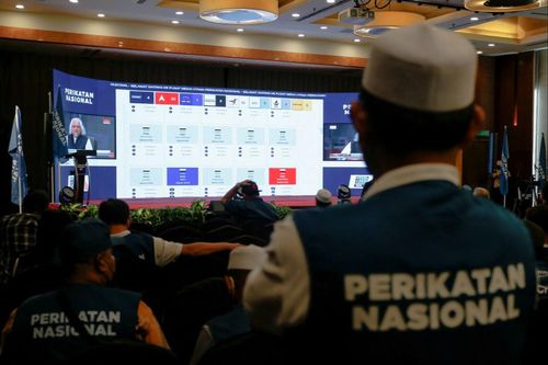 Lần đầu tiên trong lịch sử, Malaysia đối mặt với 'quốc hội treo'