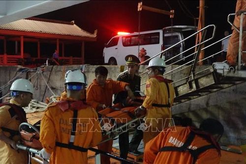 Kịp thời cứu thuyền viên tàu nước ngoài gặp nạn trên biển