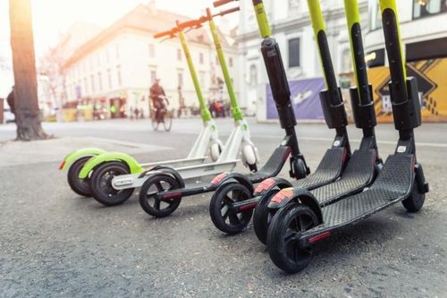 Hơn 3000 xe điện scooter được triển khai tại Qatar để phục vụ World Cup 2022