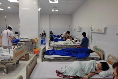 Diễn biến mới vụ ngộ độc thực phẩm tập thể ở Trường Ischool Nha Trang