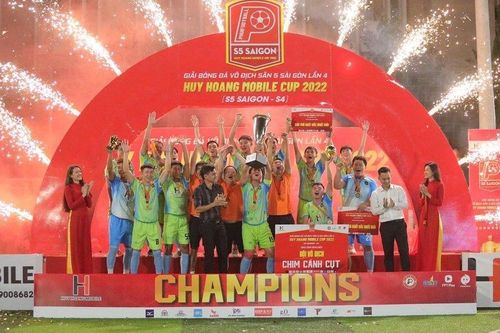 S5 Sài Gòn – Huy Hoàng Mobile Cúp 2022: Chim Cánh Cụt FC lên ngôi vô địch