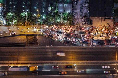 Tin 21/11: Ngư dân vớt được vật lạ nghi là long diên hương quý hiếm; một học sinh lớp 1 tử vong trong vụ ngộ độc tập thể tại trường Ischool Nha Trang