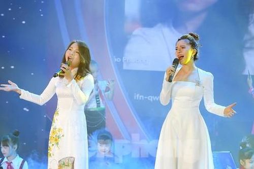 Sôi động Gala 'Thanh niên Việt Nam - Vững bước hội nhập'