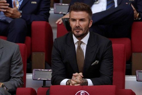 Đại sứ World Cup 2022 David Beckham lịch lãm trên khán đài xem trận Anh và Iran