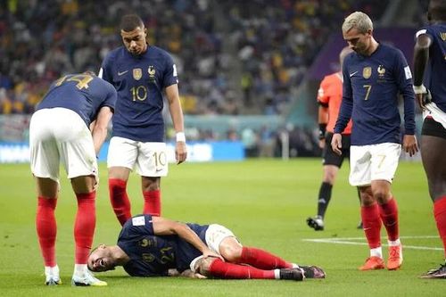 Chấn thương nghiệt ngã khiến Hernandez phải rời World Cup sau 9 phút