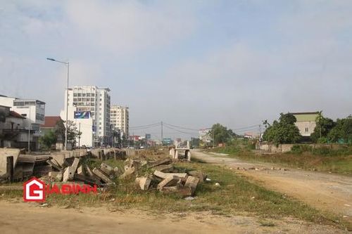 18 năm khổ sở vì con đường gần 1km, đội vốn hàng trăm tỷ đồng