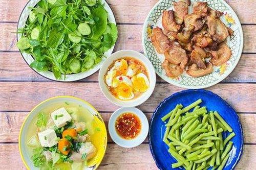Thực đơn cơm tối với các món chế biến đơn giản