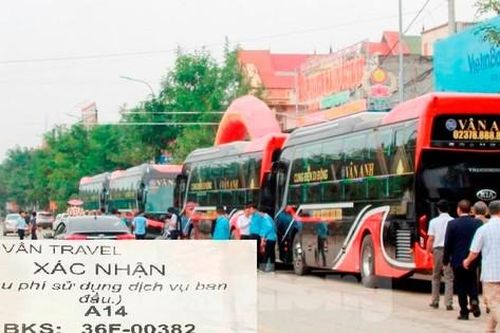 Xe khách trá hình lập bến 'lậu', diễu phố tại Thanh Hóa