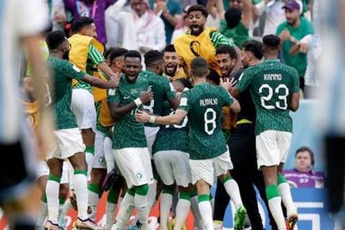 Saudi Arabia và Nhật Bản làm rạng danh bóng đá châu Á