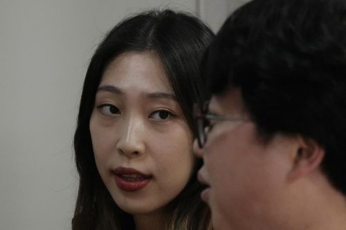 Định kiến ở quốc gia có kỷ lục tỷ lệ sinh thấp nhất thế giới