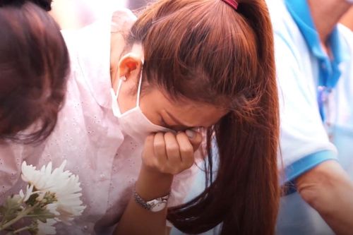 Nhiều người bật khóc khi nghe cáo trạng vụ bé gái bị bạo hành