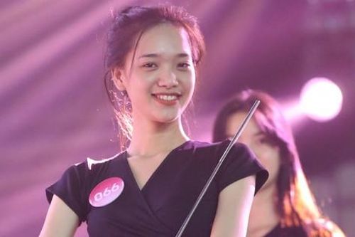 Người giúp thí sinh Hoa hậu Việt Nam bớt áp lực