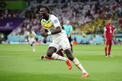 Kết quả bóng đá Qatar 1-3 Senegal: Chủ nhà ghi bàn đầu tiên ở World Cup