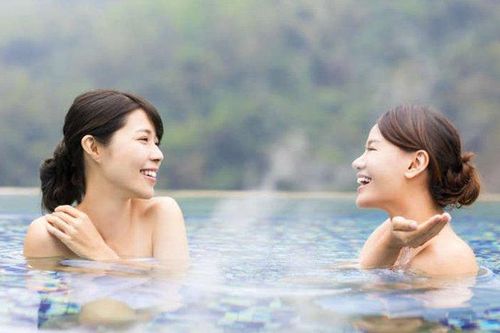 4 thói quen giữ làn da mịn màng, đẩy lùi lão hóa của phụ nữ Nhật