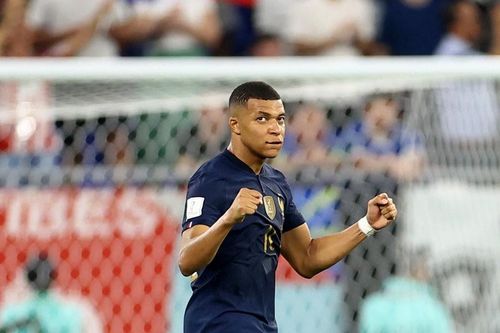 World Cup 2022: Kylian Mbappe tỏa sáng, Pháp trở thành đội tuyển đầu tiên vào vòng 1/8