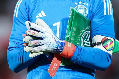 Chiếc băng đội trưởng thổi bùng tranh cãi tại World Cup 2022