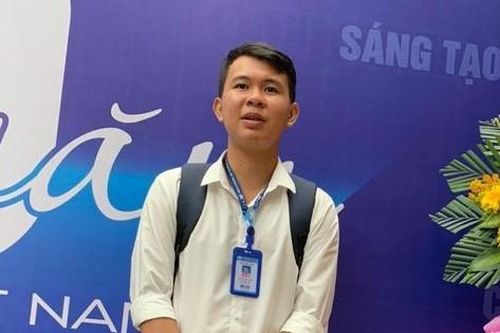 Cậu bé khiếm thị mơ ước thành Nhà trị liệu tâm lý để lan tỏa yêu thương