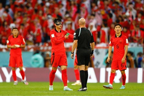 Bàn thua của Hàn Quốc khi cầu thủ Ghana để bóng chạm tay: Trọng tài đúng?