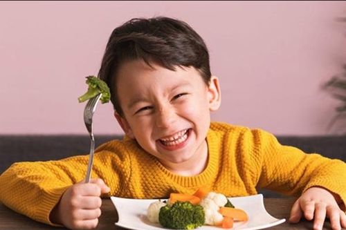 Nôn ói một ngày, bé trai 11 tuổi suýt tử vong do căn bệnh không chừa bất kỳ ai