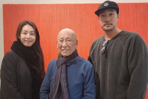 So Ji Sub và vợ MC lần đầu công khai xuất hiện bên nhau sau 2 năm cưới