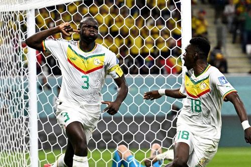 Senegal đánh bại Ecuador, giành vé vào vòng 1/8 World Cup 2022