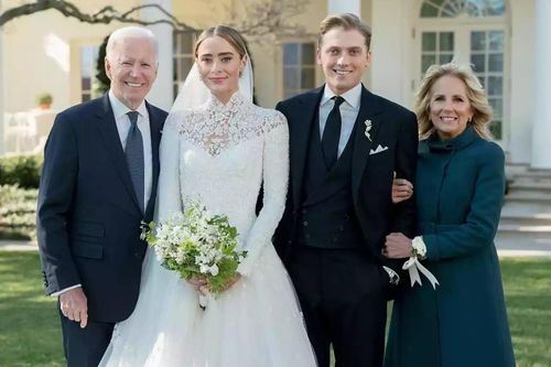 Đằng sau đám cưới kín tiếng ở Nhà Trắng của cháu gái Tổng thống Biden