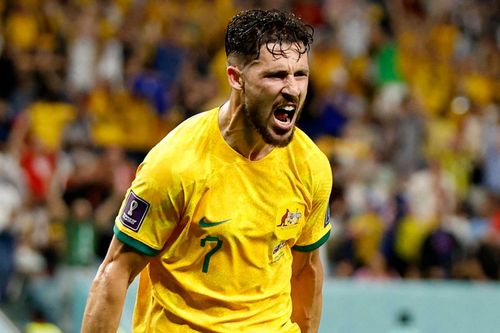 Đại diện AFC đầu tiên qua vòng bảng World Cup