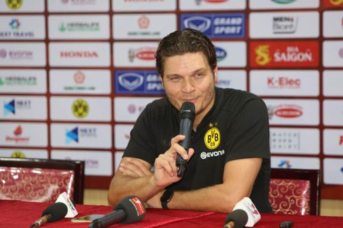 HLV Dortmund: 'Tuyển Việt Nam chơi quá tốt'