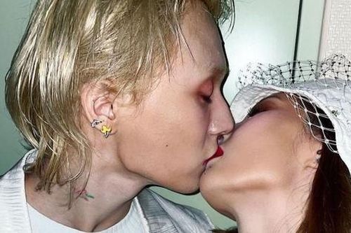 HyunA chia tay bạn trai sau khi nhận lời cầu hôn
