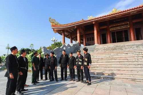 Nhiều hoạt động kỷ niệm 50 năm Ngày hy sinh của các TNXP Đại đội 915