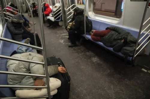 New York ép người tâm thần vô gia cư nhập viện