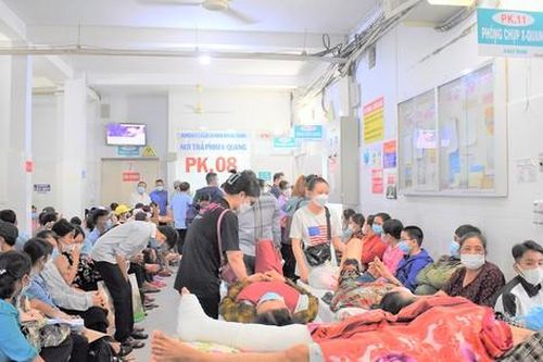 Hàng loạt dự án bệnh viện... mắc kẹt - Bài 1: Mòn mỏi chờ đợi