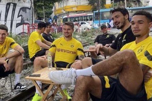 Xử lý quán cà phê từng được CLB Dortmund ghé thăm