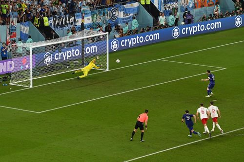 Siêu sao Lionel Messi lập kỷ lục buồn tại sân chơi World Cup