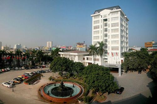 Trung tâm Ứng dụng CNTT chia nhỏ gói thầu, không tổ chức đấu thầu theo quy định