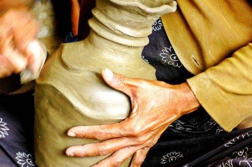 Bàu Trúc, gốm già trẻ lại