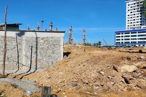 Chủ tịch UBND tỉnh Quảng Bình chỉ đạo xử lý nghiêm vụ Bệnh viện Thái Thượng Hoàng xây sai phép