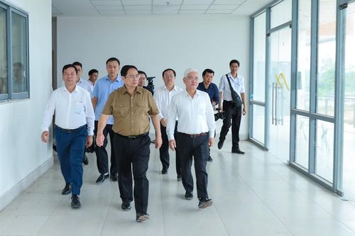 Thủ tướng kiểm tra dự án bệnh viện nghìn tỷ chậm tiến độ