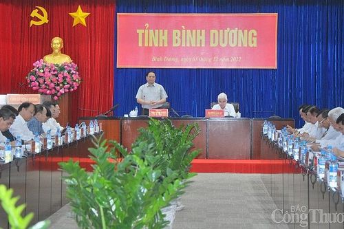 Thủ tướng Chính phủ làm việc với lãnh đạo chủ chốt tỉnh Bình Dương
